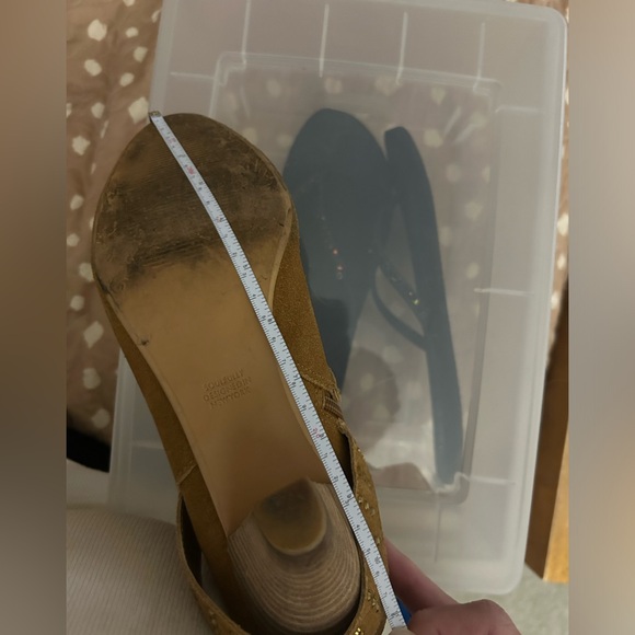 Matt Bernson Cognac Suede Rhinestone
Strap Ankle Boots SZ 11M - Picture 11 of 16